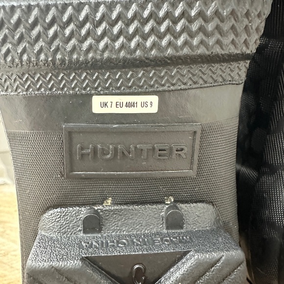 Rare HUNTER black textured tall rain boots winter snow vacation athleisure 9 - Picture 10 of 12
